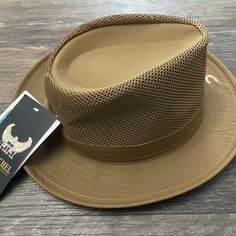 Original Breezer Hat By Henschel. Upf 50. Khaki Summer Hat, One Size Fits Most, Khaki Summer Hat One Size Fits Most, Khaki Short Brim Hat For Summer, Summer Khaki Hat One Size Fits Most, Khaki Wide Brim Hat For Spring, Khaki Summer Hat, Summer Wide Brim Khaki Hat, Khaki Hats With Curved Brim For Summer, Classic Khaki Hats For Spring