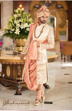 Indian Marriage Photography, Indian Wedding Groom, Sherwani Design, Outfits For Groom, Indian Marriage