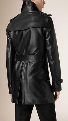 Texture Reference, Wool Trench Coat, Vampire Hunter, Fragrances For Women, Fashion Man, Trench Coat Black, Leather Shirt