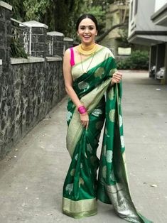 Priya Bapat, Belt Saree, Indian Bridesmaid Dresses, Saree Blouse Styles