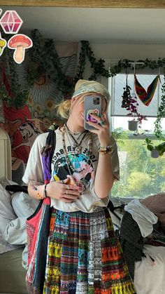 Where To Buy Hippie Clothes, Hipiee Outfit, Hippiecore Aesthetic, Hippie Outfits Plus Size, Simple Hippie Outfits, Hippy Outfits, Plus Size Hippie Fashion, Winter Hippie, Hippie Fits