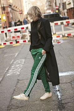 Emma Thatcher wearing Green Adidas Track Pants on Fashion Blog A Style Album Adidas Joggers Outfit, Green Adidas Pants, Adidas Track Pants Outfit, Womens Joggers Outfit, Adidas Street Style, Adidas Pants Outfit, Adidas Pants Women, Jogger Outfit