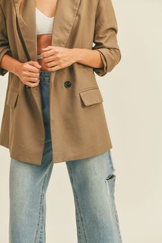 Oversize Blazer Oversized Blazers, Oversize Blazer, Slay All Day, Girl Silhouette, Blazer Designs, Jumpsuit Shorts Rompers, Oversized Blazer, Denim Flares, Crop Top Blouse