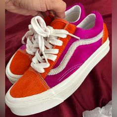 6.0 Women’s 4.5 Men Vans Orange, Orange Vans, Shoes Vans, Women's Vans, Bright Flowers, Womens Vans, Shoe Game, Vans Shoes, Orange Pink