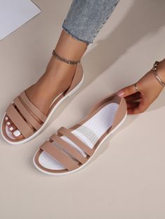 Minimalist Open Toe Sandals | EMERY ROSE Soft Sole Slippers, Look Legging, Elegantes Outfit, Open Toe Sandals, Mode Inspiration, Suho, Mode Outfits, Gladiator Sandals, Cute Shoes