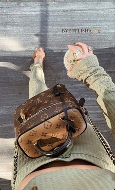 Aesthetic Bag, Sporty Shoes, Luxury Bags Collection, Aesthetic Bags, Handbag Essentials, Handbag Outfit, Lv Bags, Luxury Lifestyle Dreams, Girly Images