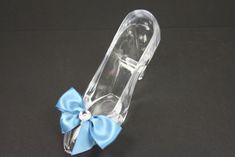 PRICES MAY VARY. Set of 2 Princess Acrylic Clear Slipper Cake Topper, Party Favor with Satin Bow Choose Color Designed with 7/8" Satin Bow with Acrylic gem. Measures: 4-3/4" long, 1-3/4" wide, 3" tall Set of 2 Princess Acrylic Clear Slipper Cake Topper, Party Favor with Satin Bow Choose Color Cinderella Birthday Theme, Disney Princess Decorations, Cinderella Party Theme, Disney Princess Party Favors, Italian Wedding Cakes, Cinderella Theme, Cinderella Birthday Party, 2 Princess, Cinderella Slipper