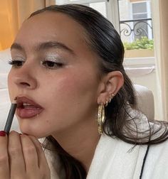 Soft Make-up, Enya Umanzor, How To Have Style, Cake Face, Emma Chamberlain, Girls Makeup, Cute Makeup