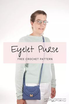 the free crochet purse pattern with text overlay that says, eygget purse