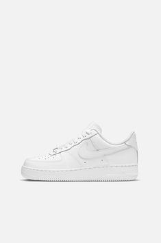 Nike Women's Air Force 1 07 - 8.5 - BANDIER Cozy Coats, Bag Icon, Nike React, Heritage Fashion, Bra Shop, Shoe Size Chart, Nike Air Force 1, Leggings Shop, Tops For Leggings