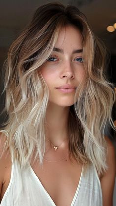 Blended Ombre Blonde, Blond Around Face, Subtle Ombre Blonde, Honey Blonde Balayage Layers, Brunette Died Blond, Rooted Cool Blonde, Partial Baylage Blonde, Root Blur Blonde, Full Highlights With Shadow Root