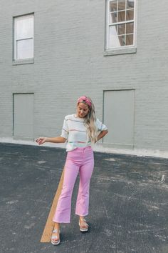 These pink jeans are DREAMY! They are the perfect shade of bubblegum pink, they're extremely stretchy + I love their silhouette! Model is 5'4 wearing a size small Pink Flare Jeans, Pink Jeans Outfit, Lover Era, Pink Jeans, Bubblegum Pink, Solid Dress, Get The Look, Jean Outfits, Flare Jeans