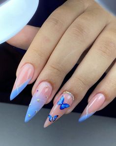 Blue Stiletto Nails, Punk Nails, Stiletto Nails Designs, Christmas Nails Acrylic, Acrylic Nails Coffin Short, Chic Nails, Dope Nails, Best Acrylic Nails, Long Acrylic Nails