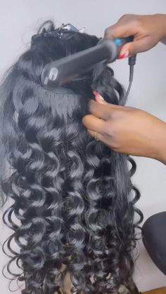 Curling Wand Curls, Wand Curls On Weave, Crinkled Hair, Weave Curls, Hair Extensions Tutorial, Curling Hair, Overnight Hairstyles, Wig Colors, Prom Photography