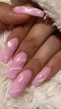 Pink Marbled Nails, Baby Pink Nails With Design Art Ideas, Pink Marble Nails With Gold Flakes, Pink Marmor Nails, Matte Pink Nails With Design, Blush Pink Acrylic Nails, Nail Designs Baby Pink, Trending Pink Nails, Cute Baby Pink Nails