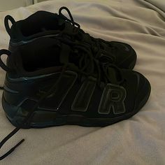 Color: Black/Anthracite Nike Air More Uptempo, Nike Air More, All Black Shoes, Shoes Nike Air, Shoes Nike, Outfits Ideas, Nike Black, Cute Shoes, Types Of Shoes