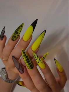 21 Edgy Almond Nail Designs - Bold Art & Fashion-Inspired Ideas Black Nail Sets, Easter Nail Designs, Halloween Acrylic Nails, Almond Nails Designs, Nail Sets, Acrylic Nails Coffin Pink, Almond Acrylic Nails, Almond Nail