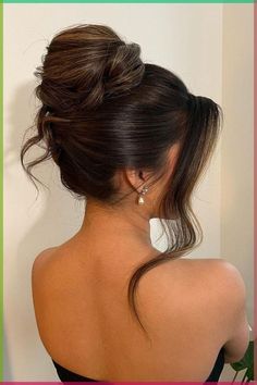 Capturing the essence of elegance and sophistication with a high bun adorned with delicate tendrils, a perfect choice for a formal affair. // Photo Credit: Instagram @rjstylesco Hairstyle For Ball, Romantic High Bun, Updo Formal Hairstyles, Sleek Bridal Updo, Waved Ponytail, Elegant Ponytail Hairstyles, Elegant Bridal Updo, Elegant Updo Hairstyles, Occasion Hairstyles