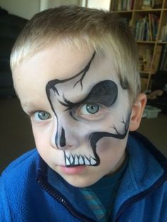 Vintage Halloween Makeup, Skeleton Makeup Kids, Skeleton Face Paint, Makeup For Kids, Halloween Makeup For Kids, Makeup Zombie, Face Painting For Boys, Skull Face Paint, Halloweenský Makeup