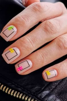 Trendy Nails 2022 Summer, Geometric Nail Art Designs, Trendy Nails 2022, Square Nails Design Ideas, Square Nails Design, 2022 Summer Nails, Summer Nails Simple, Classy Nail Art Ideas, Trendy Summer Nails