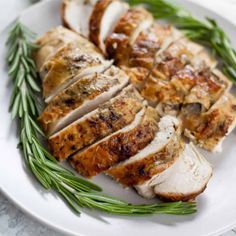 Quick and Easy How To Reheat Leftover Turkey In Air Fryer. Turkey In Air Fryer, Shrimp Boil In Oven, Defrosting Turkey, Air Fryer Turkey Breast, Reheat Turkey, Healthy Thanksgiving Sides, Air Fryer Turkey, Whole 30 Meal Plan, Popular Side Dishes