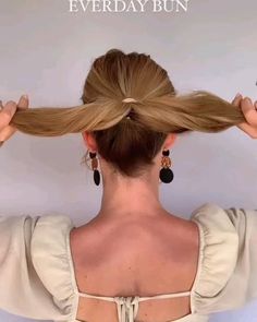 Stylish Hair Styles For Long Hair, Long Hair Styles Women, Simple Updos For Long Hair, Simple Bun Hairstyles, Sandy Hair, Renn Faire, Hair Instagram, Simple Hairstyles