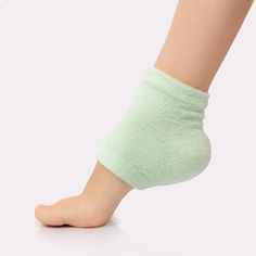 Fall head over heels for our Moisturizing Heel Socks! These easy-to-use, moisturizing socks will make those tired feet feel good as new, and look good too! The fuzzy, ultra-soft socks feature a gel lining infused with jojoba oil and olive oil to intensely moisturize, nourish, and repair dry heels in just 30 minutes. Washable and reusable, the toeless socks can be used up to 50 times and are activated by body heat! How It Works The vitamin-rich formula allows the Moisturizing Heel Socks to heal c Foot Care Routine, Toeless Socks, Vera Bradley Lunch Bags, Dry Heels, Heel Socks, Cracked Heels, Cracked Skin, Soft Sock, Socks And Heels