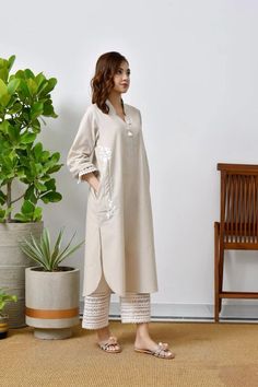 Difficulty: Easy  #Fashion, #Dresses, #casualDress Simple Kurta Designs, Trendy Shirt Designs, Casual Indian Fashion, Pakistani Fancy Dresses, Pakistani Dresses Casual, Salwar Kamiz, Dress Design Patterns, Kurti Designs Party Wear, Sleeves Designs For Dresses