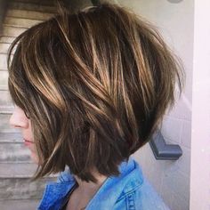 Bob Haircuts For Women Side Part, Medium Length Wedge Haircut, Short Aline Bob, Haircuts 2022, Kim Hair, Stacked Bob Hairstyles, Choppy Haircuts, Stacked Bob Haircut, Bob Hairstyles For Thick