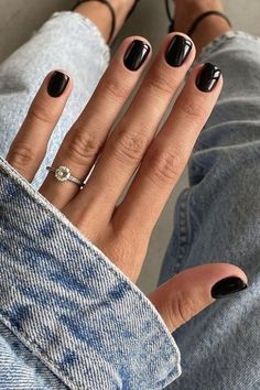 #trendingsummernails #nailssummer #naildesignssummer #summernaildesigns Trendy Short Acrylic Nails, Nails 2022 Trends Summer, Summer Nails 2022 Color Trends, 2022 Color Trends, Summer Nails 2022, 2022 Nails, Stripped Nails, Nails 2022