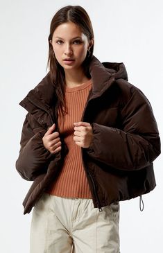 Womens Puffer Jacket, Short Puffer Jacket, Design Composition, Brown Design, Puffer Jacket Women, Model Aesthetic, S Models, Puffer Jacket, Pacsun