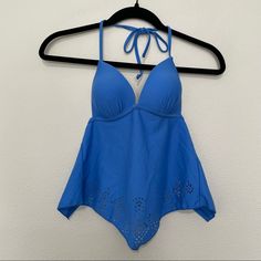 Nwt Hula Honey Blue Lasercut Triangle Shaped Bikini Top Sz.S *4a-32 Blue Tankini For Sunbathing During Beach Season, Blue Swim Dress With Built-in Bra For Beach, Blue Stretch Swim Dress For Beach, Blue Swim Dress With Built-in Bra For Summer, Blue Stretch Swim Dress For The Beach, Blue Sleeveless Tankini For Poolside, Blue Sleeveless Tankini For Beach Party, Blue Summer Swimwear With Built-in Bra, Blue Beachwear Tankini For The Pool