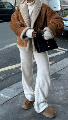 Look Zara, Nyc Outfits, New York Outfits, Winter Fashion Outfits Casual, Uggs Outfit