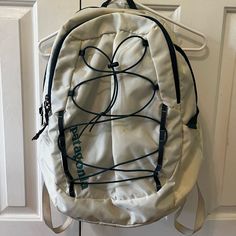 Patagonia Backpack Patagonia Backpack School, Freshman Backpack, Cool Backpacks For School, Patagonia Bag, Best Backpacks For School, Patagonia Backpack, Patagonia Bags