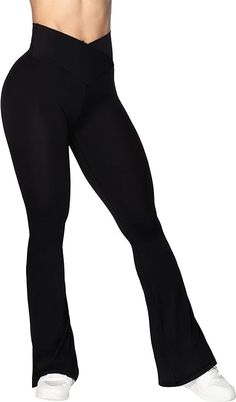 The flare legging is ideal for yoga and gym workouts. The yoga pant provides tummy control, sculpts your legs and accentuates your waistline. The legging is made of 80% nylon and 20% spandex fabric which is buttery soft, stretchy, non-see through and ultra-light. It gives you proper and weightless support. Outfit Gym, Flare Legging, Yoga Pant, Flare Leggings, Athletic Pants, Yoga Women, Athletic Women, Flare Pants, Workout Pants