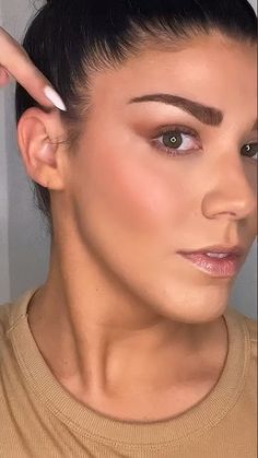 Easy Contour, A Daily Routine, Think About It, Style Mistakes, Daily Routine, Makeup Tips, Makeup, Beauty