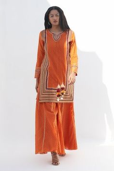 Shop for Nadima Saqib Orange Chanderi Jaquard Mirror And Resham Embroidered Kurta for Women Online at Aza Fashions Full Sleeve Kurta, Tassel Ornament, Resham Embroidery, Kurta For Women, Fashion App, Full Sleeves, Womens Tunics, Aza Fashion, Sleeve Type