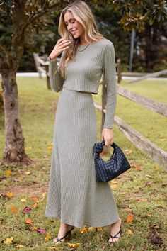 The Grey Ribbed Knit Long Sleeve Top & Maxi Skirt Set is here to turn casual into chic. Its soft ribbed knit and flowy maxi skirt make it the perfect choice for a comfy day that still has you looking effortlessly put together. Product code: CAA14A4J003HH Features:  Knit Round neckline Long sleeve Maxi Wash Method: Regular Wash Material: 81%POLYESTER,15%RAYON,4%SPANDEX. Flowy Maxi Skirt, Maxi Skirt Set, Flowy Maxi Skirts, Knit Long Sleeve, Long Sleeve Knit Tops, Long Sleeve Maxi, Knit Skirt, Long Sleeve Top, Round Neckline