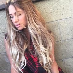 Jessica Burciaga, Honey Hair, Balayage Hair Blonde, Blonde Hair With Highlights, Brown Blonde Hair, Hair Envy, Grunge Hair, Brown Hair Colors, Ombre Hair