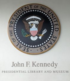 Visiting the John F. Kennedy Presidential Library and Museum in Boston Boston Library, Boston Travel Guide, Usa Travel Map, Oldest Bible, Boston Museums, Visiting Boston, Boston Travel, Freedom Trail