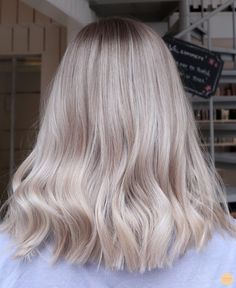 Balayage Ash Blonde, Aesthetic Balayage, Balayage Ash, Light Ash Blonde Hair, Soft Blonde Hair, Balayage Ideas, Soft Balayage, Ash Blonde Balayage, Blond Balayage