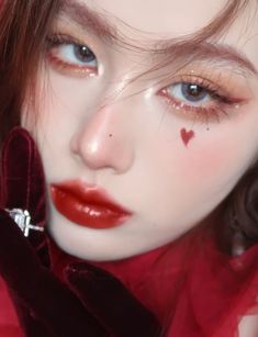 Kpop Idol Stage Makeup, Heart Makeup, Cute Eye Makeup, Red Makeup, Asian Eye Makeup, Stage Makeup, Makeup Looks Tutorial