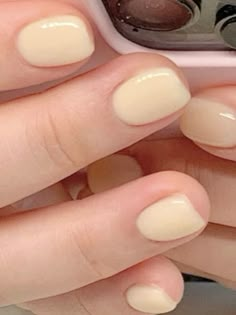 Jelly Yellow Nails, Cream Yellow Nails, Korean Gel Nails Short, Yellow Jelly Nails, Korean Summer Nails, Simple Korean Nails, White Jelly Nails, Short Jelly Nails, Korean Jelly Nails