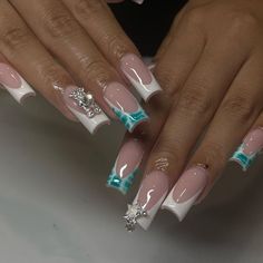 on ne peut pas acheter le bonheur mais on peut acheter du nail art 🤟 Airbrush Nails, Summery Nails, Blue Nail, Unique Acrylic Nails