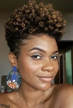 Hair Color For Short Natural Hair, Short Natural Hair With Highlights, Natural Curly Short Hairstyles For Black Women, Cornrows With Wavy Hair, Black Short Pixie Hairstyles, Short Sassy Hair Black Women Natural, Twa Wedding Hairstyles, Short Natural Curls Black Women, Short Natural Hair Color For Black Women