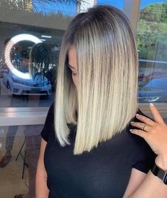 Medium Length Hairstyle, Haircuts For Ladies, Haircuts 2024, Long Bobs, Blonde Hair Looks, High Ponytail, Short Hair Haircuts, Short Blonde Hair, Beauty Stuff