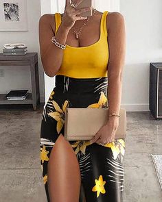 Maya Tank Tropical Print Slit Skirt Jumpsuit-vestir en moda-clothes-women clothes jumpsuits Womens Clothing Store, Trendy Summer Fits, Long Beach Dress, Printed Skirt, Skirt Sets, U Neck, Womens Clothing Stores, Two Piece Set, Printed Skirts