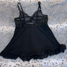 Black Mesh Lace Teddy Nighty Sexy Lingerie Size Large ( Runs Small ) Open To Offers Item # 005 Black Flirty Loungewear Sleepwear, Black Sheer Camisole For Night, Coquette Style Camisole For Night, Black Flirty Sleepwear With Built-in Bra, Flirty Black Sleepwear With Built-in Bra, Flirty Black Sleepwear For Night, Black Flirty Sleepwear, Flirty Black Sleepwear, Matching Robes