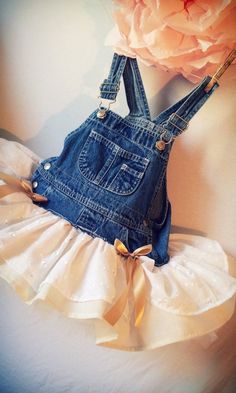 Overall Tutu, Cream Flower, Diy Vetement, Baby Diy, Beanie Babies, Tutu Skirt, Rehearsal Dinner, Wedding Flower