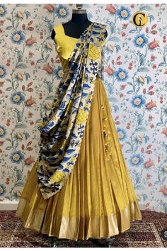 Lehenga Saree Design, Half Saree Lehenga, Long Gown Design, Lehenga Designs Simple, Half Saree Designs, Long Dress Design, Saree Designs Party Wear, Stylish Blouse Design, Fashion Enthusiast